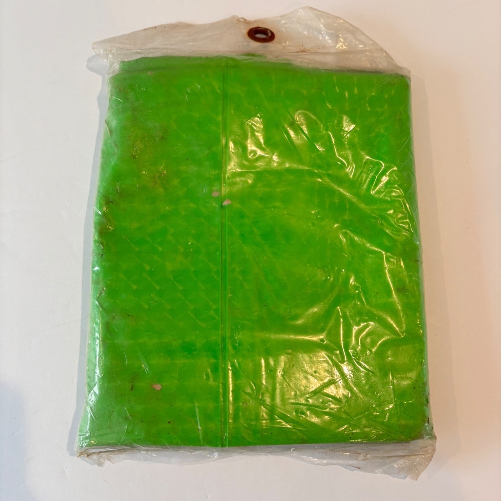 Vintage American Camper Pillowed Air Mattress Green Inflatable Pool Float Heavy - Picture 3 of 3